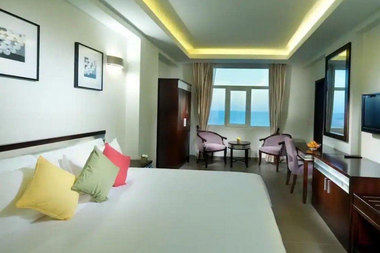 Al Hail Waves Hotel Managed By Centara Maszkat Kültér fotó