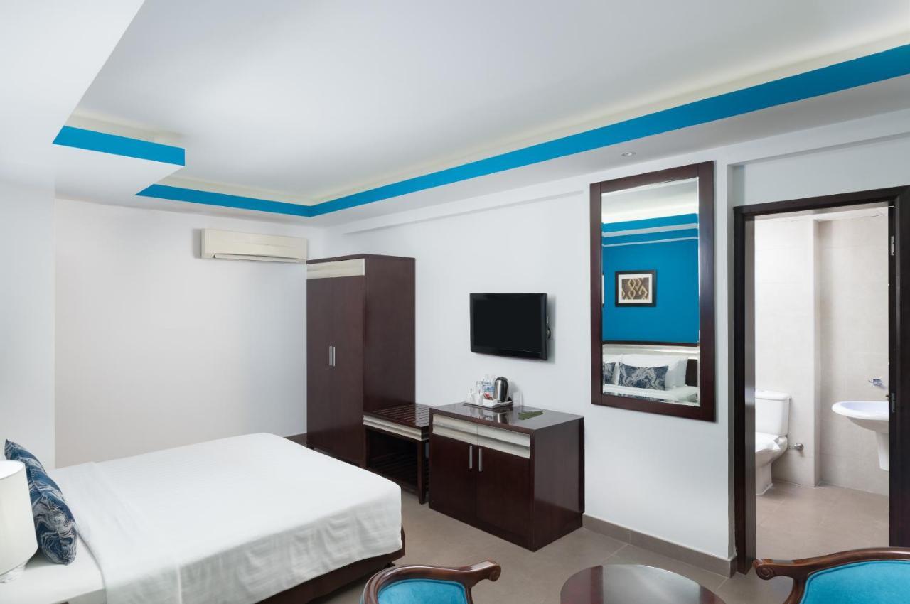 Al Hail Waves Hotel Managed By Centara Maszkat Kültér fotó