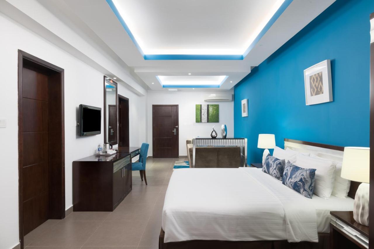 Al Hail Waves Hotel Managed By Centara Maszkat Kültér fotó
